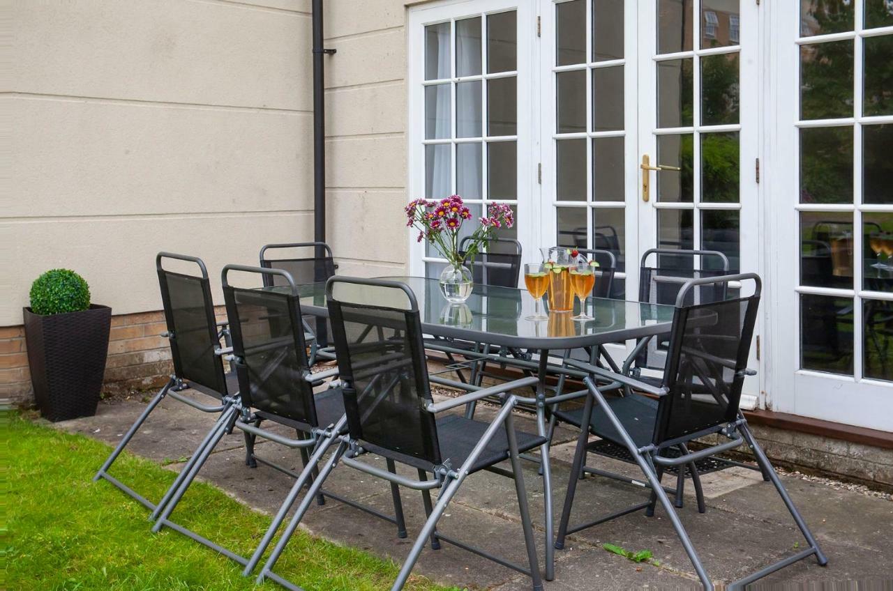 Villa Thomas, Off Leeman Road, Sleeps 9 York Esterno foto